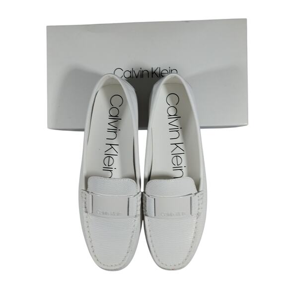 NWOT! CALVIN KLEIN! WHITE GENUINE LEATHER, SNAKESKIN IMPRINT LOAFERS! SZ 7.5M - Picture 2 of 14